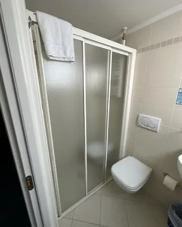 Hotel Villa Vera Rimini Extérieur photo